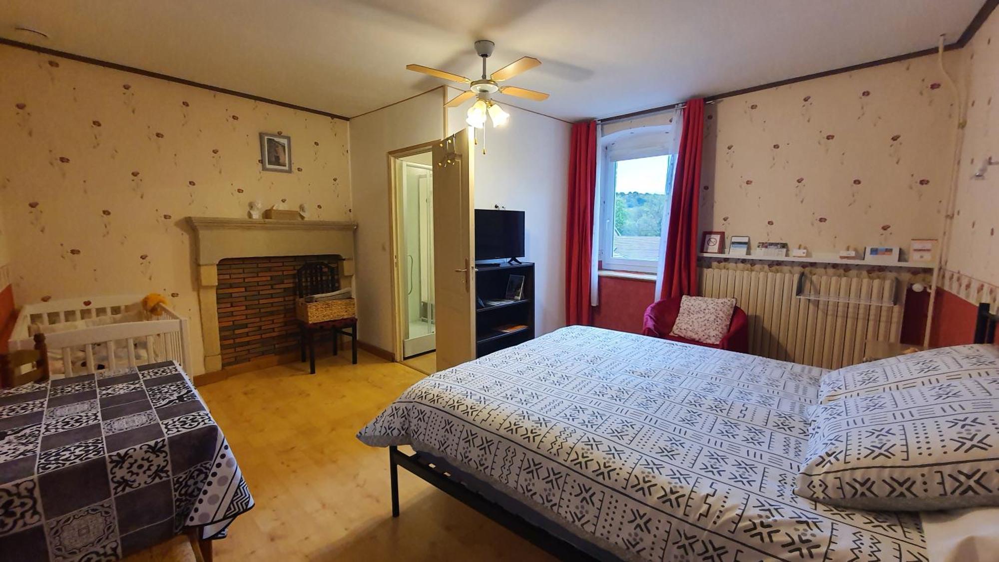 La Grange Des Roches Roses Anchenoncourt-et-Chazel Quarto foto